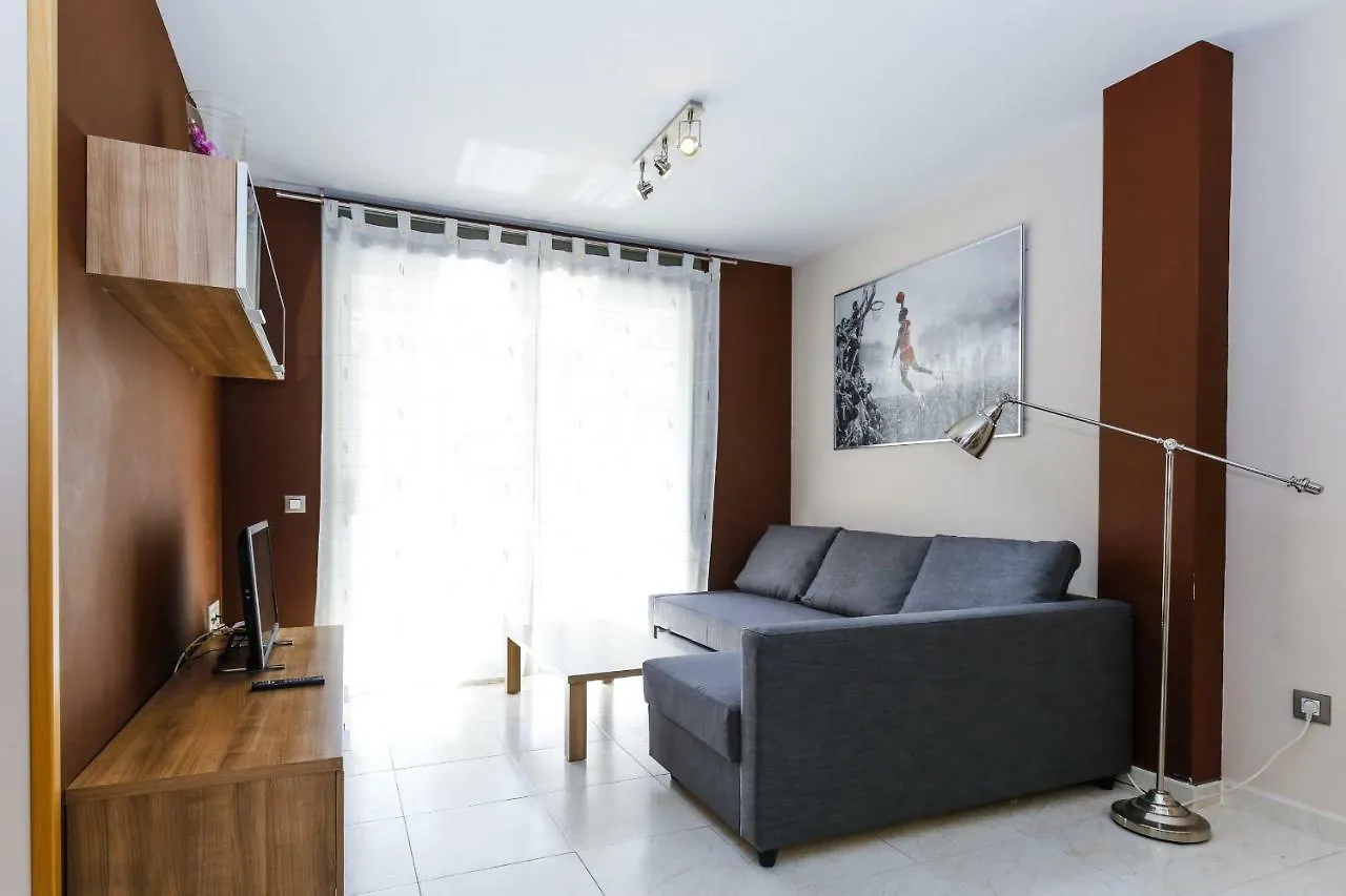 Maldivas Planet Costa Dorada Daire La Pineda 0*,  İspanya