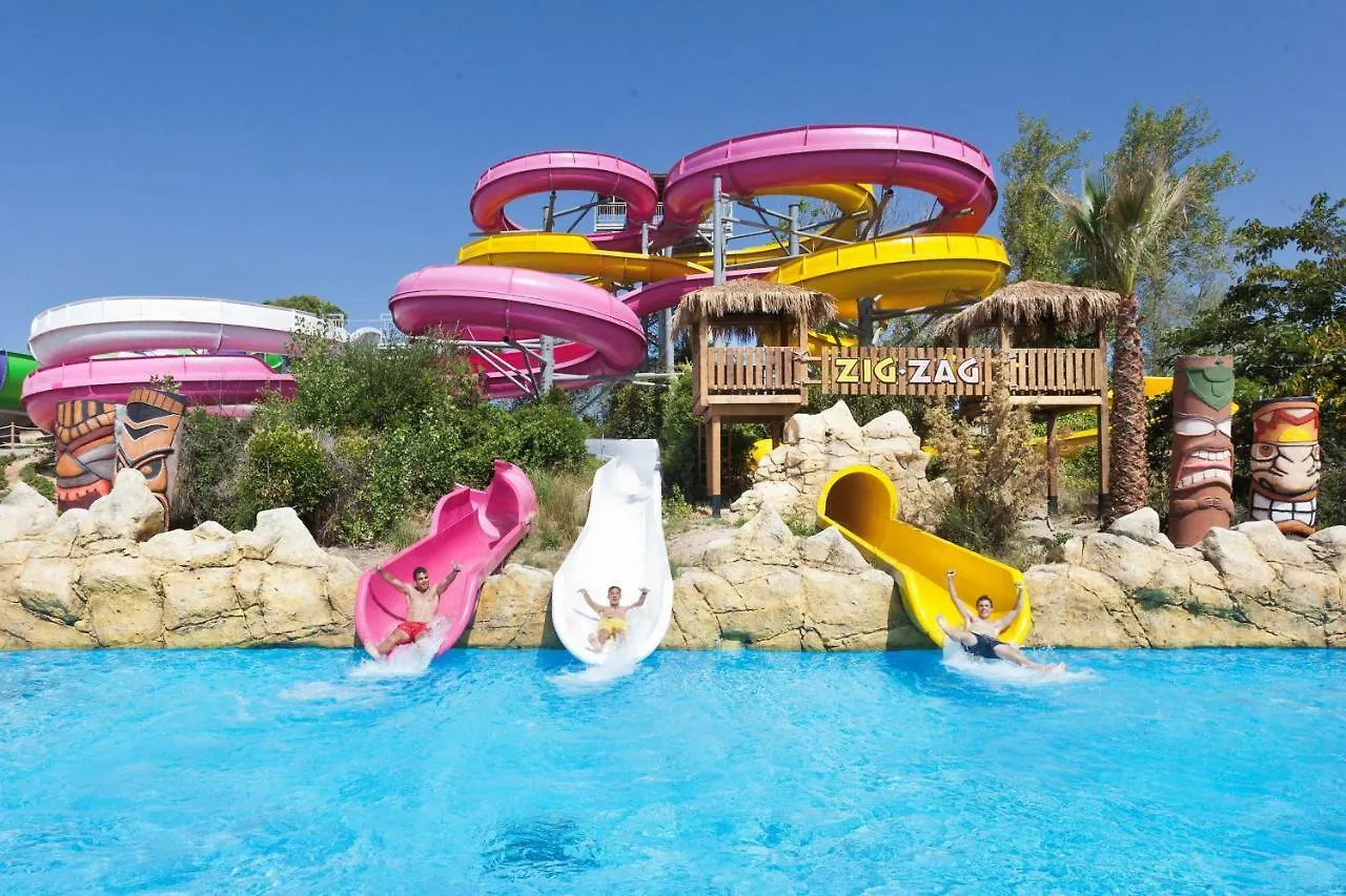 Maldivas Planet Costa Dorada Lägenhet La Pineda